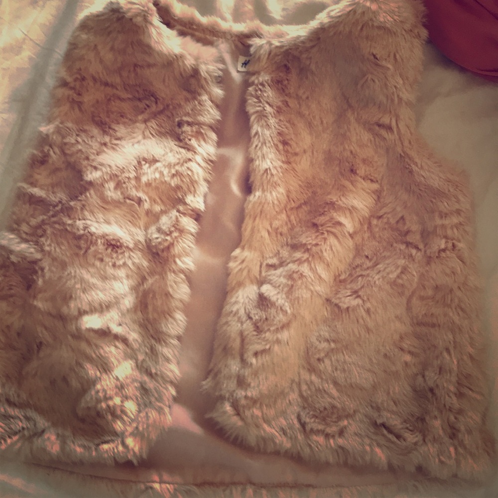 Pink HandM fur vest